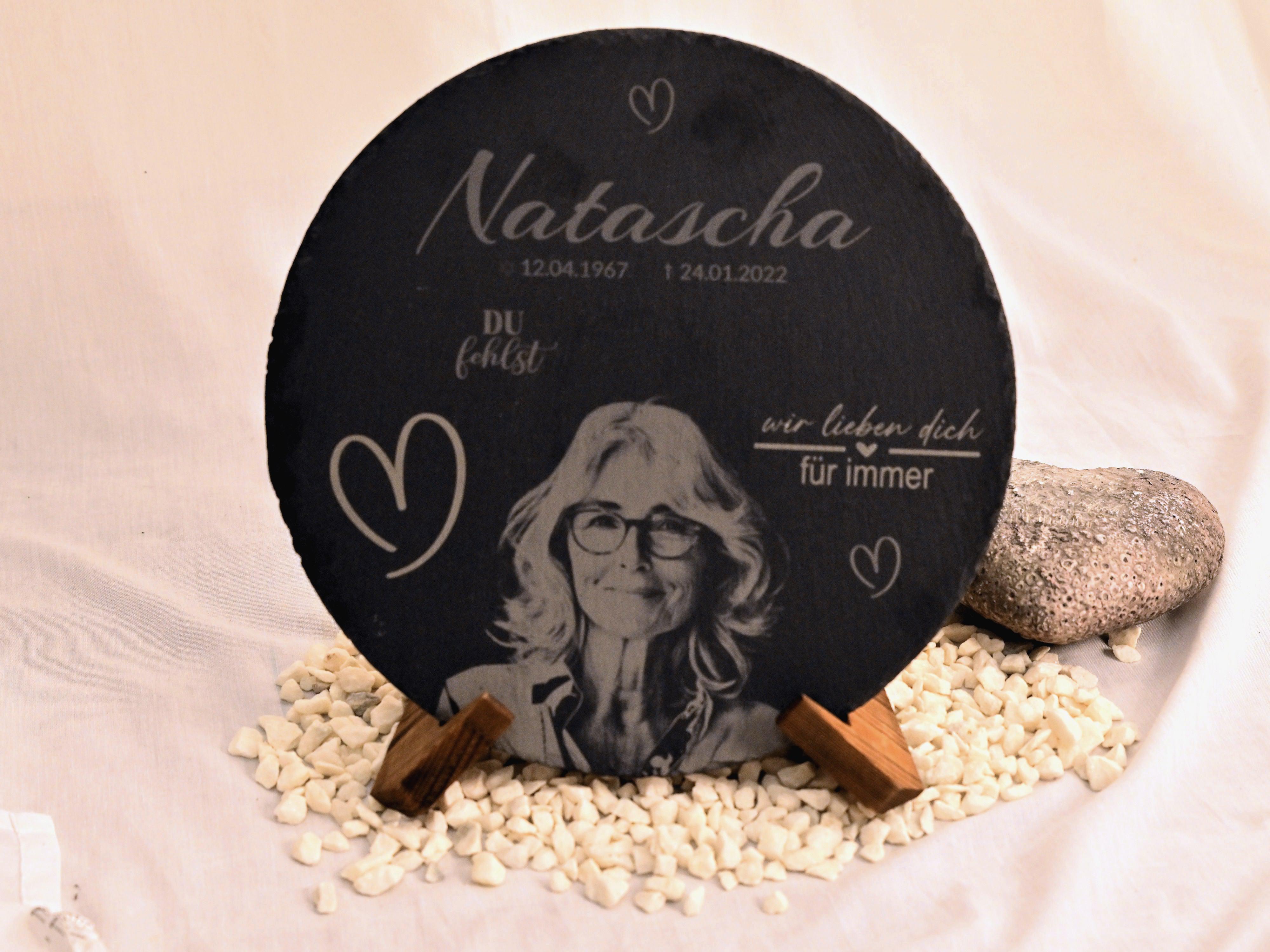 Gedenktafel aus Schiefer (Natascha)-personalisierter_grabschmuck-grabstein